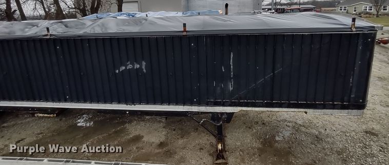 image for item MD9441 1977 Trailmobile  grain trailer