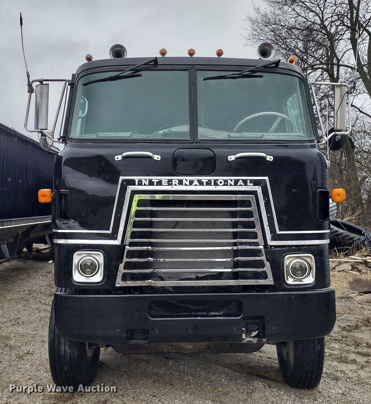 image for item MD9443 1979 International Transtar II  grain truck