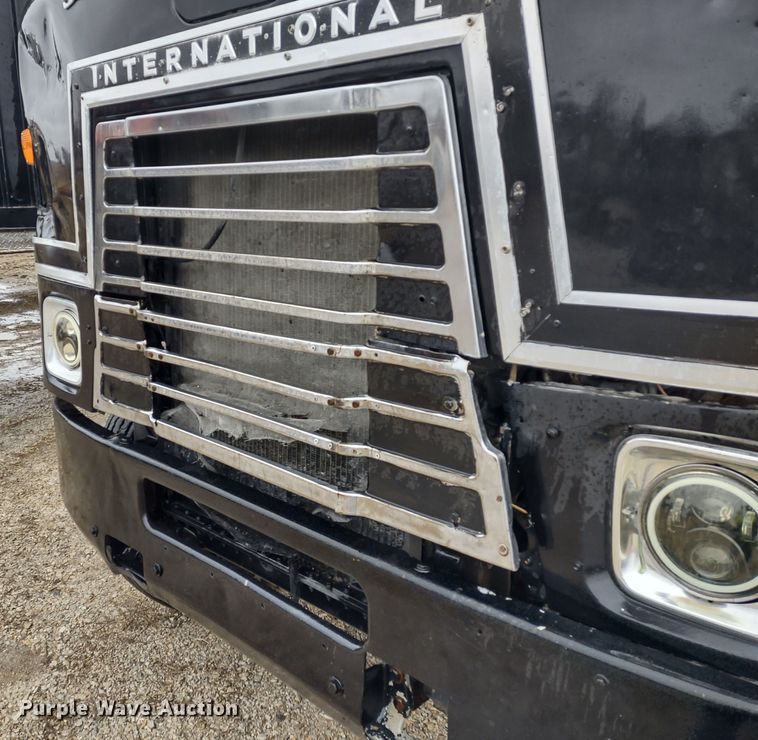 image for item MD9443 1979 International Transtar II  grain truck