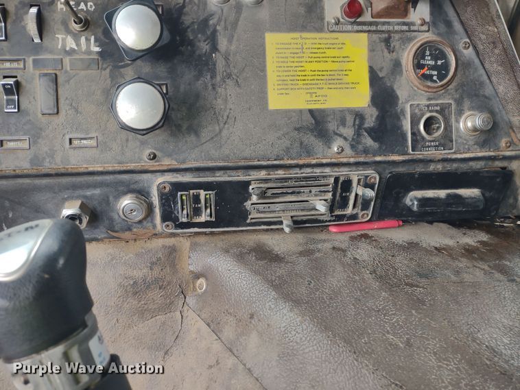 image for item MD9443 1979 International Transtar II  grain truck