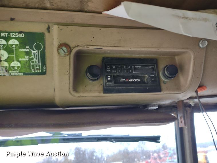 image for item MD9443 1979 International Transtar II  grain truck