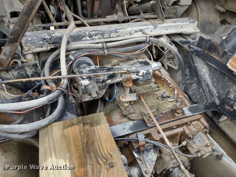 image for item MD9443 1979 International Transtar II  grain truck