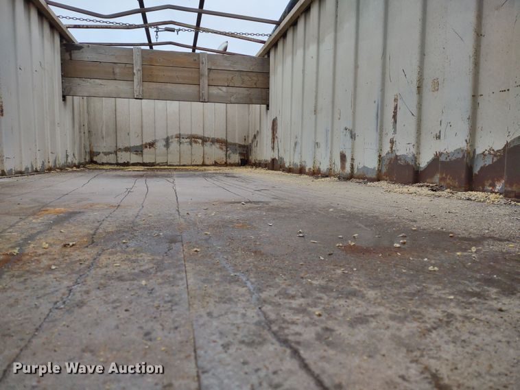 image for item MD9443 1979 International Transtar II  grain truck