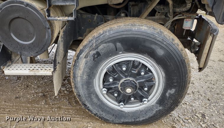 image for item MD9443 1979 International Transtar II  grain truck