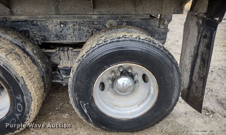 image for item MD9443 1979 International Transtar II  grain truck