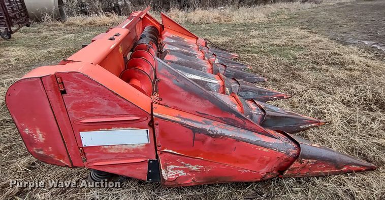 image for item MD9463 Massey Ferguson 1163  corn head