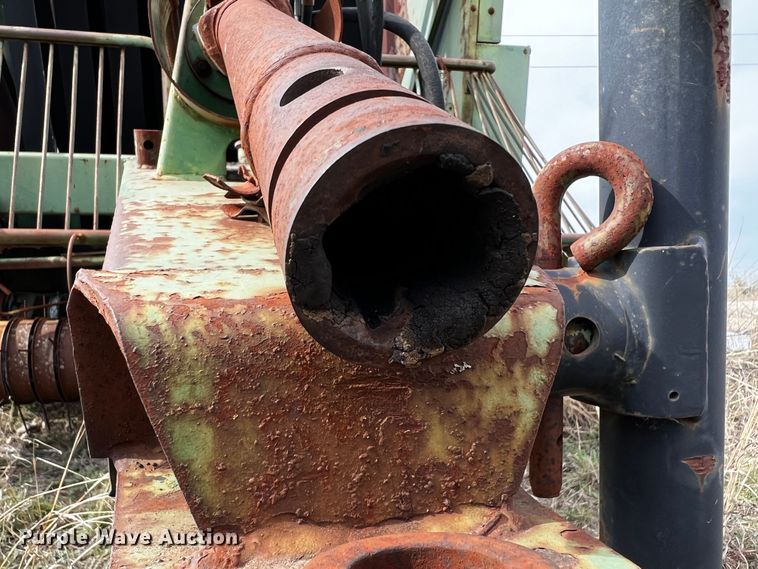 image for item MF9805 John Deere 510  round baler