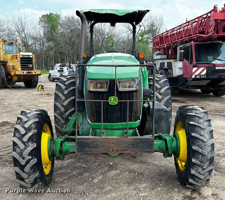 image for item MF9816 2016 John Deere 5100E  MFWD tractor