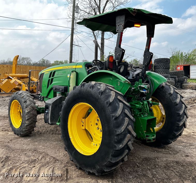 image for item MF9816 2016 John Deere 5100E  MFWD tractor