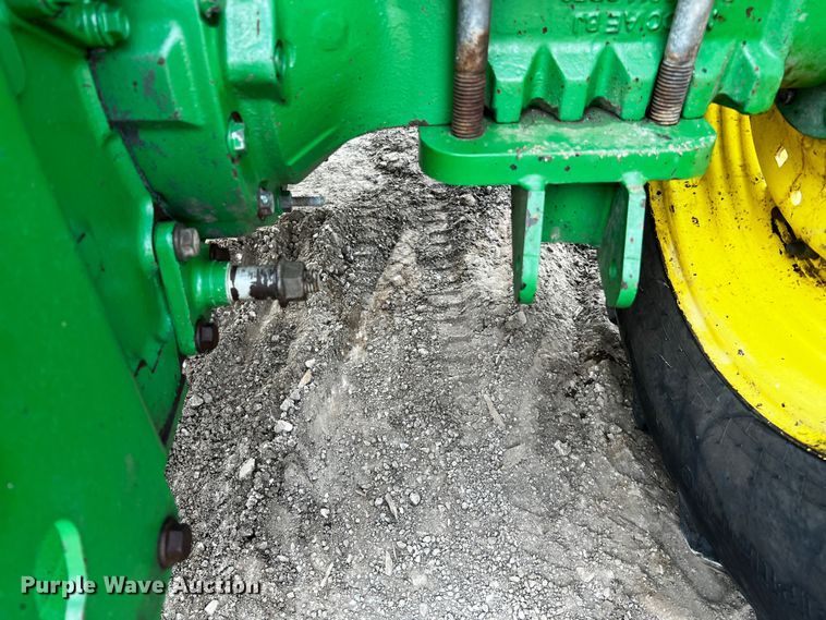 image for item MF9816 2016 John Deere 5100E  MFWD tractor