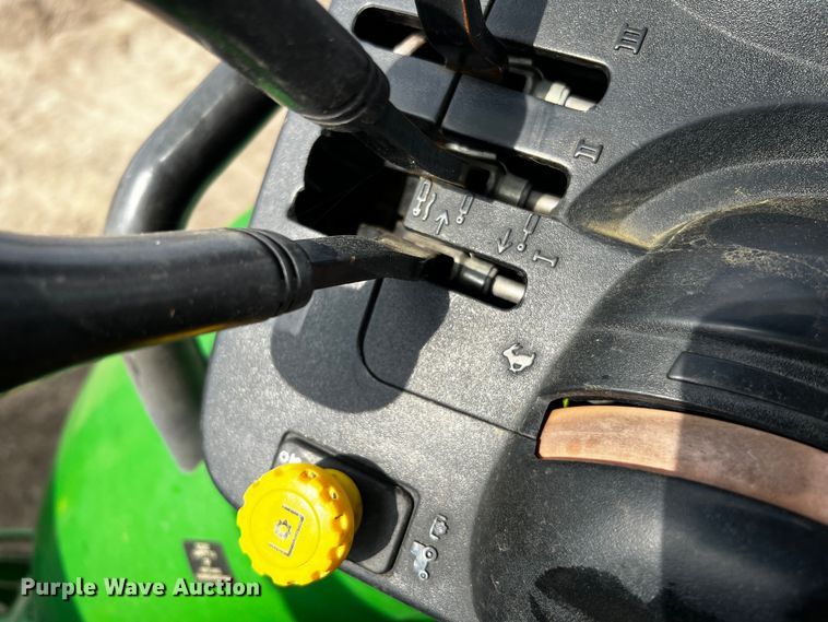 image for item MF9816 2016 John Deere 5100E  MFWD tractor