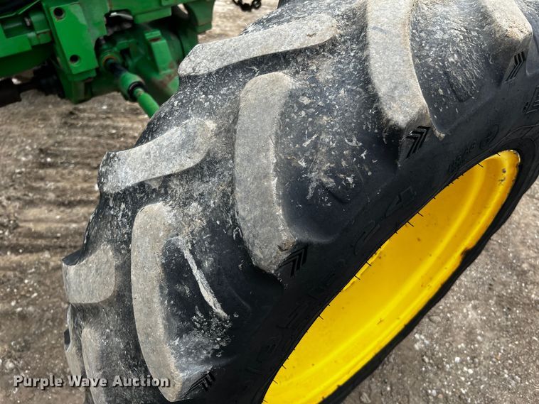 image for item MF9816 2016 John Deere 5100E  MFWD tractor