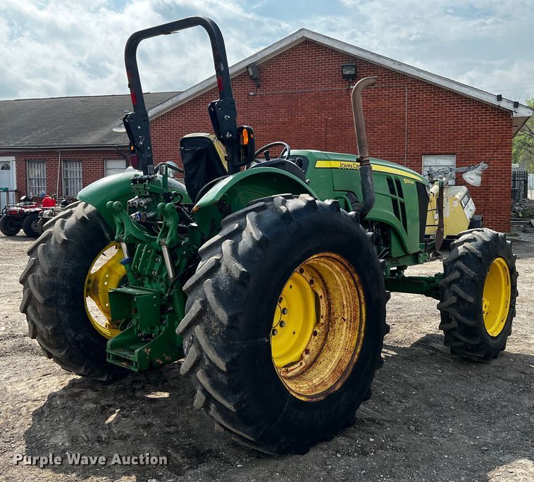image for item MF9820 2014 John Deere 5100M  MFWD tractor