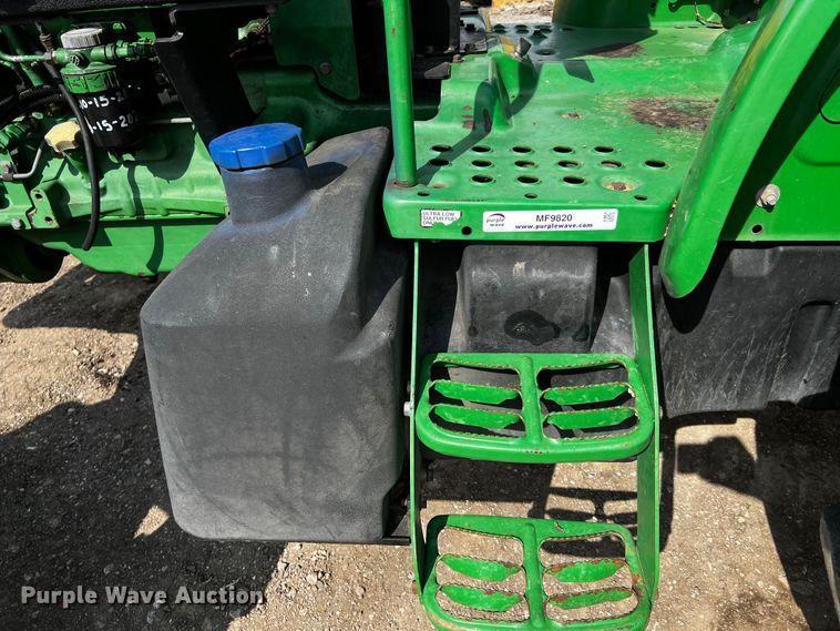 image for item MF9820 2014 John Deere 5100M  MFWD tractor