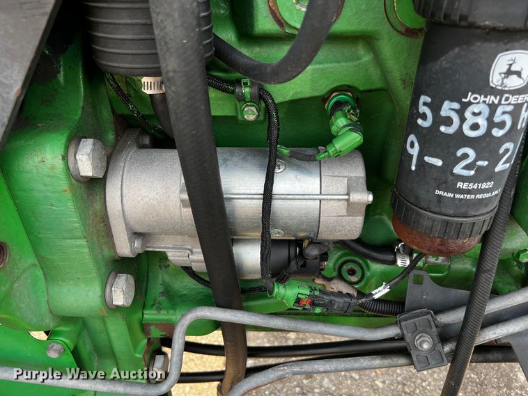 image for item MF9820 2014 John Deere 5100M  MFWD tractor