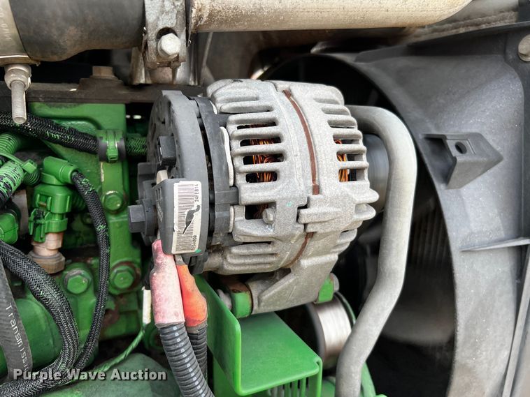 image for item MF9820 2014 John Deere 5100M  MFWD tractor