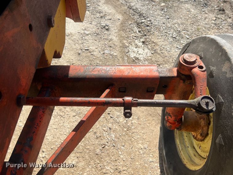 image for item MM9212 Allis Chalmers 190XT  tractor