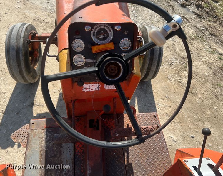image for item MM9212 Allis Chalmers 190XT  tractor