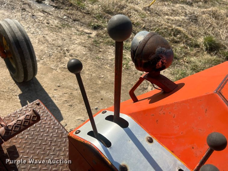 image for item MM9212 Allis Chalmers 190XT  tractor