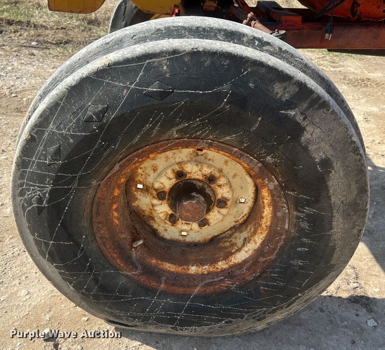 image for item MM9212 Allis Chalmers 190XT  tractor