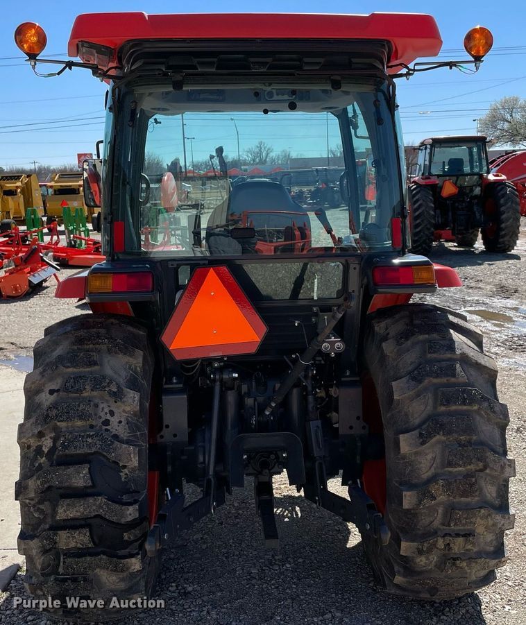 image for item MM9355 2019 Kubota L4760D  MFWD tractor