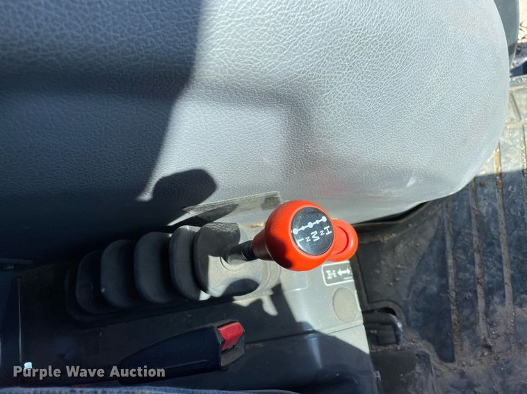 image for item MM9355 2019 Kubota L4760D  MFWD tractor