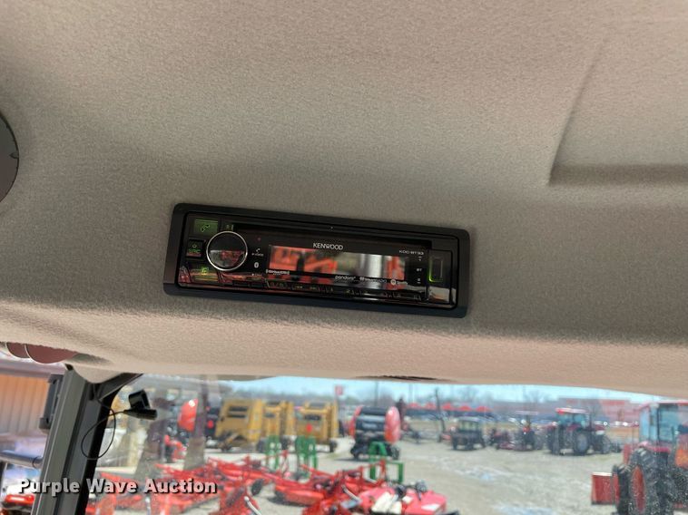 image for item MM9355 2019 Kubota L4760D  MFWD tractor