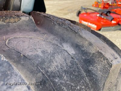 image for item MM9355 2019 Kubota L4760D  MFWD tractor