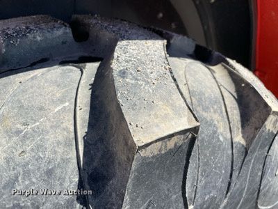 image for item MM9355 2019 Kubota L4760D  MFWD tractor