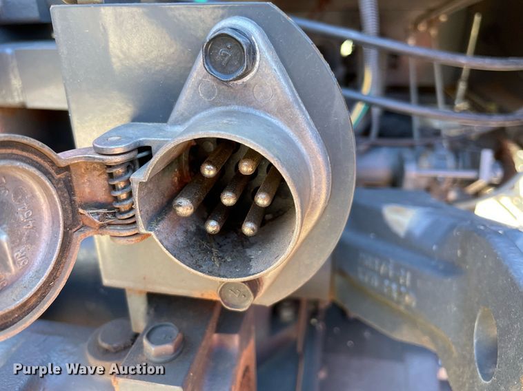 image for item MM9356 2021 Kubota M6S-111SHDC  MFWD tractor