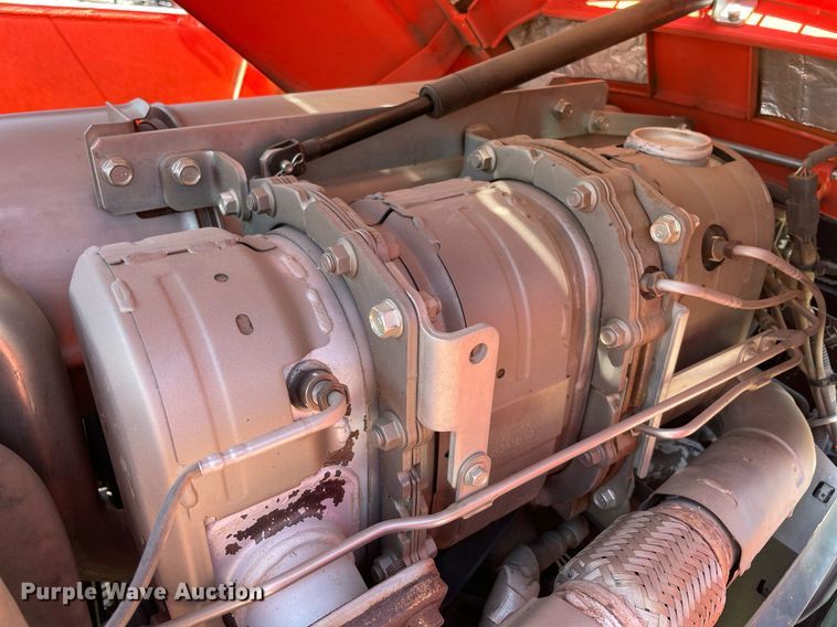 image for item MM9356 2021 Kubota M6S-111SHDC  MFWD tractor