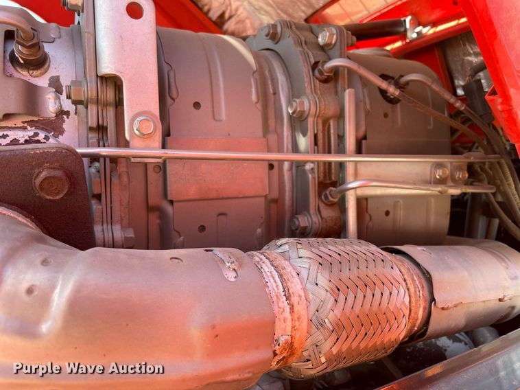 image for item MM9356 2021 Kubota M6S-111SHDC  MFWD tractor