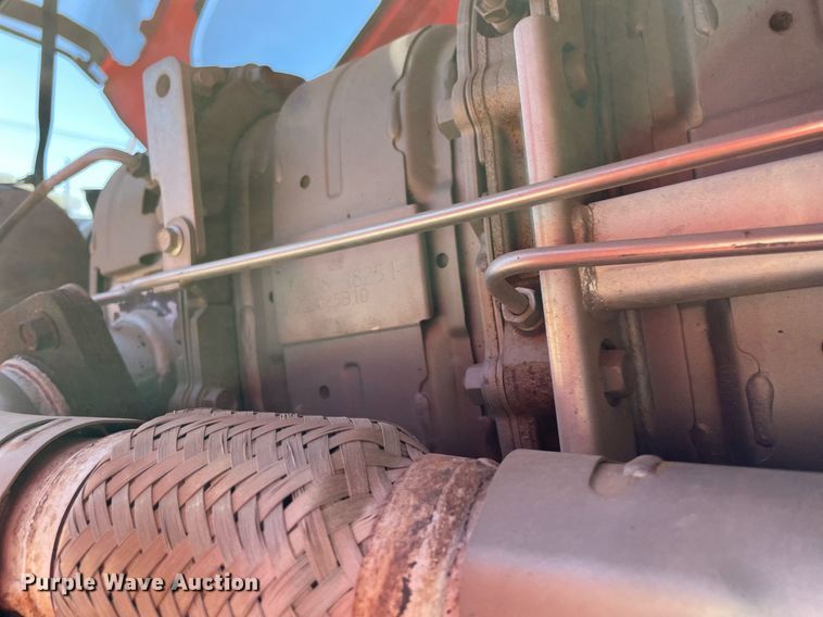 image for item MM9356 2021 Kubota M6S-111SHDC  MFWD tractor