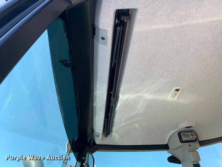 image for item MM9779 2017 New Holland T4.110  MFWD tractor