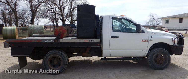 image for item MP9156 2010 Dodge Ram 3500HD  bale bed pickup truck