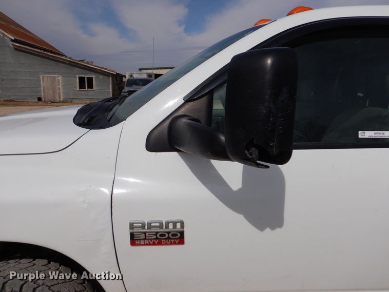 image for item MP9156 2010 Dodge Ram 3500HD  bale bed pickup truck