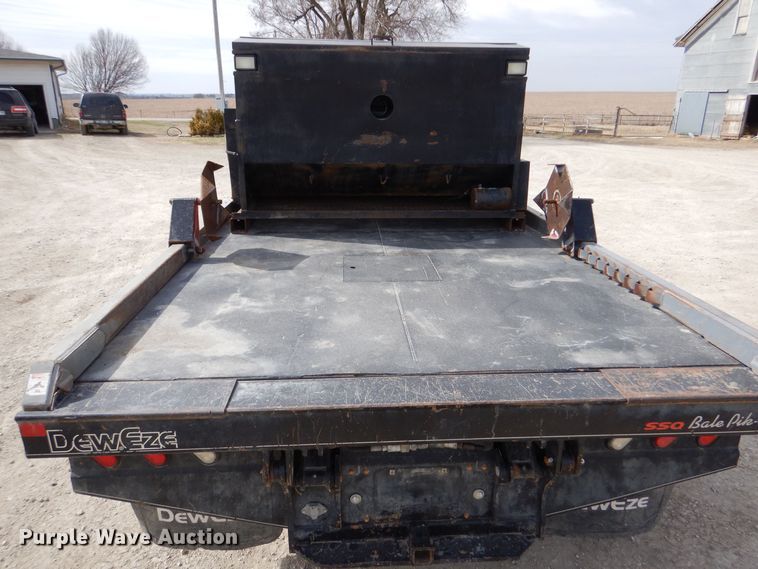 image for item MP9156 2010 Dodge Ram 3500HD  bale bed pickup truck