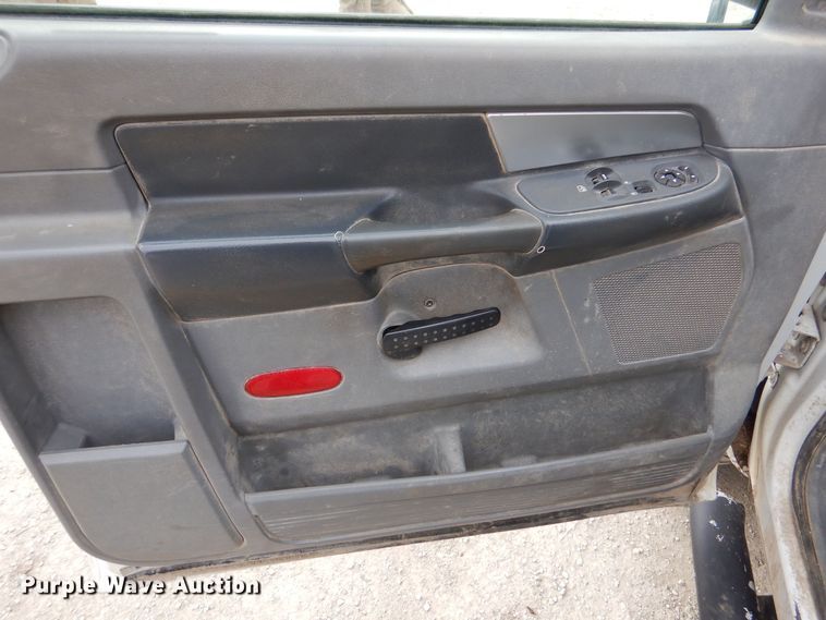 image for item MP9156 2010 Dodge Ram 3500HD  bale bed pickup truck