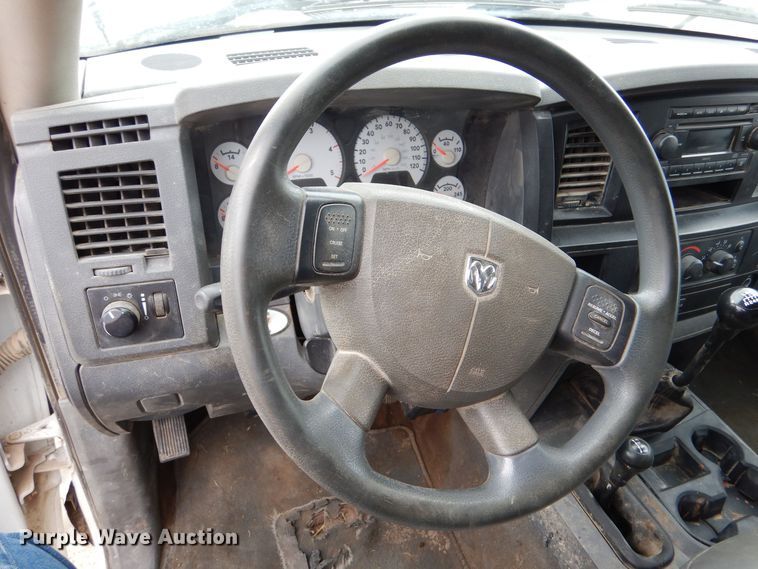 image for item MP9156 2010 Dodge Ram 3500HD  bale bed pickup truck