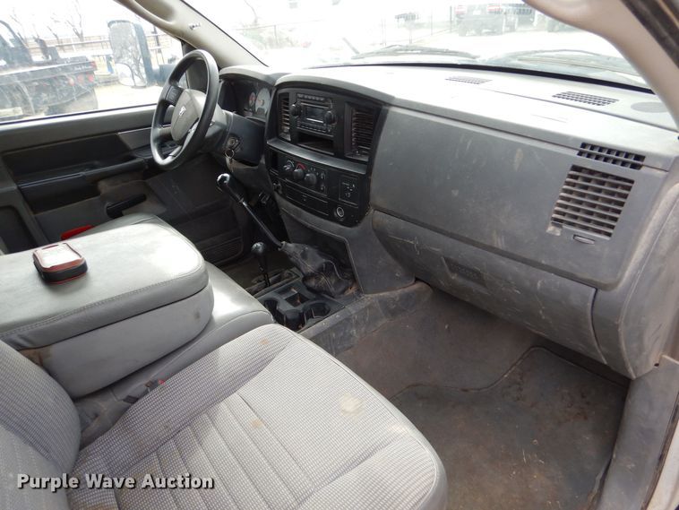 image for item MP9156 2010 Dodge Ram 3500HD  bale bed pickup truck