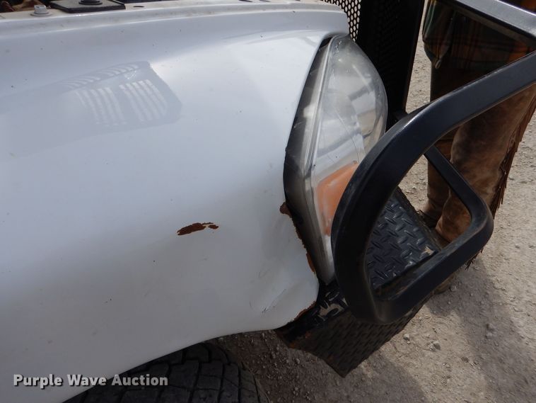 image for item MP9156 2010 Dodge Ram 3500HD  bale bed pickup truck