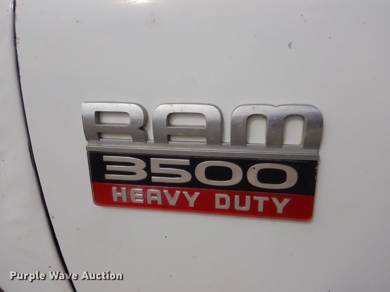 image for item MP9156 2010 Dodge Ram 3500HD  bale bed pickup truck