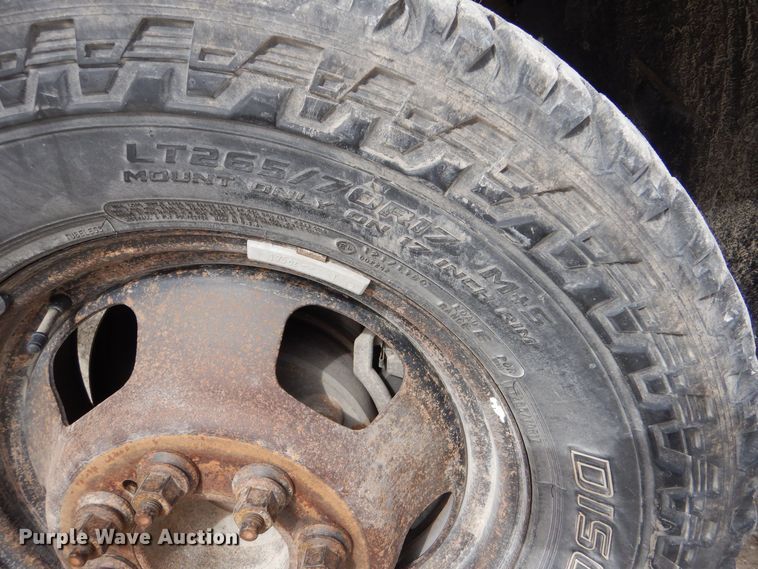 image for item MP9156 2010 Dodge Ram 3500HD  bale bed pickup truck