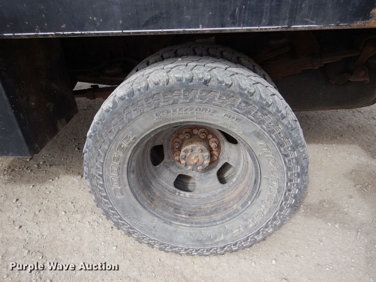 image for item MP9156 2010 Dodge Ram 3500HD  bale bed pickup truck