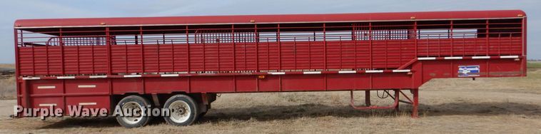 image for item MP9158 2011 Gooseneck  livestock trailer