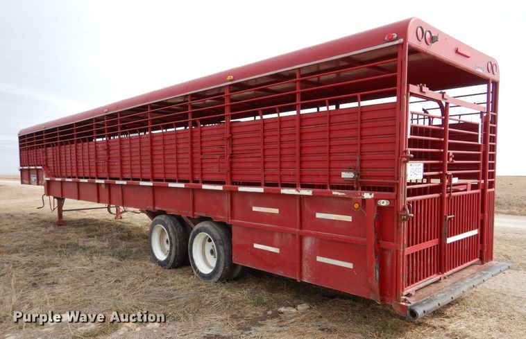 image for item MP9158 2011 Gooseneck  livestock trailer