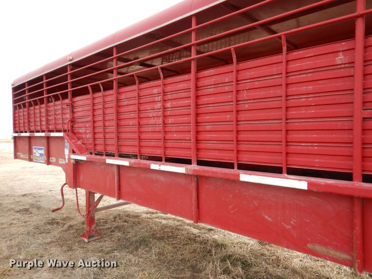 image for item MP9158 2011 Gooseneck  livestock trailer