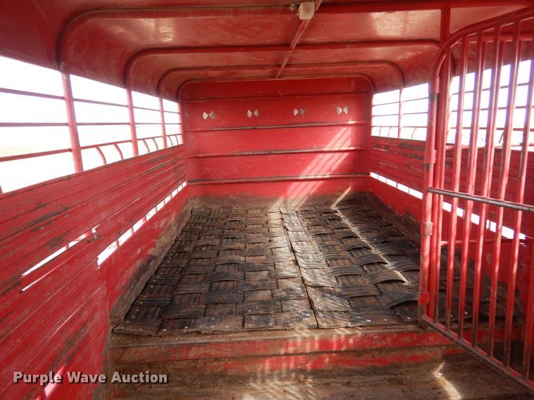 image for item MP9158 2011 Gooseneck  livestock trailer