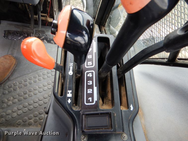 image for item MP9163 New Holland 6640 SLE  tractor