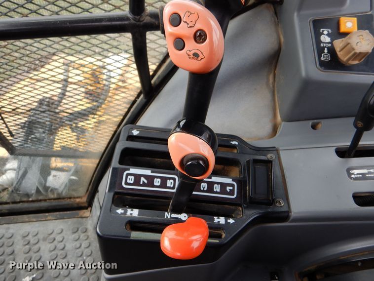 image for item MP9163 New Holland 6640 SLE  tractor